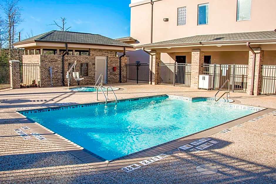 Sleep Inn & Suites Center