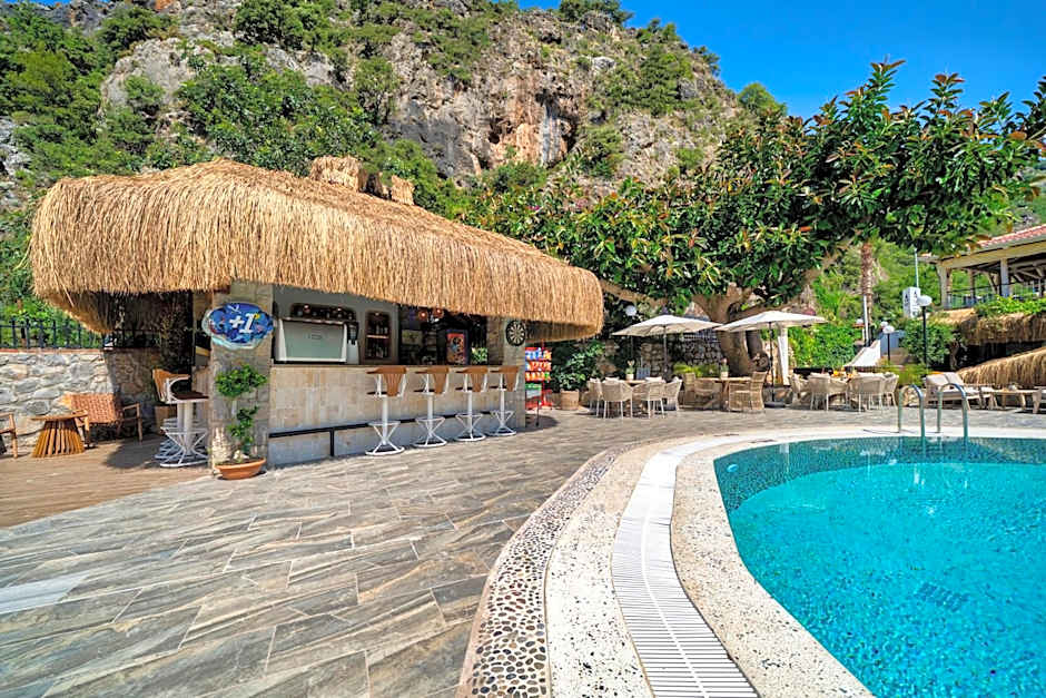 Ata Lagoon Beach Hotel