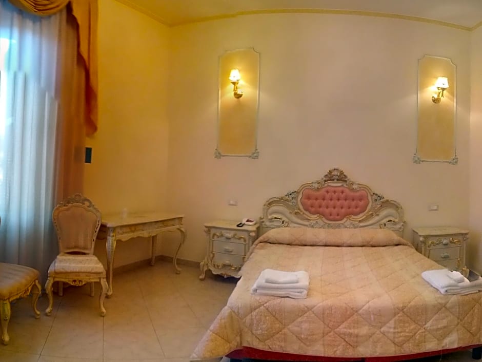 Imperial Rooms Luxury Guest House