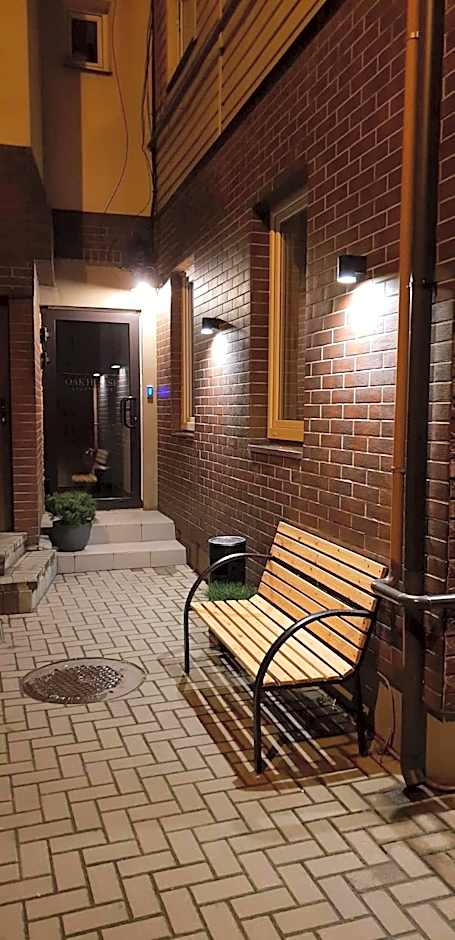 Oak house apartments