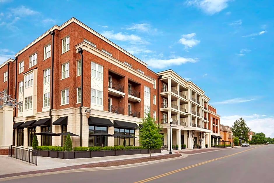 The Harpeth Downtown Franklin, Curio Collection by Hilton