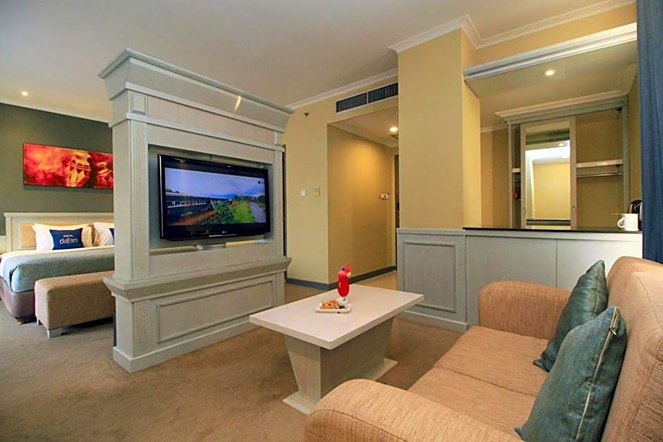 Photo 1 of 1 of Suite