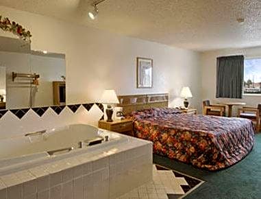 Super 8 by Wyndham Aransas Pass