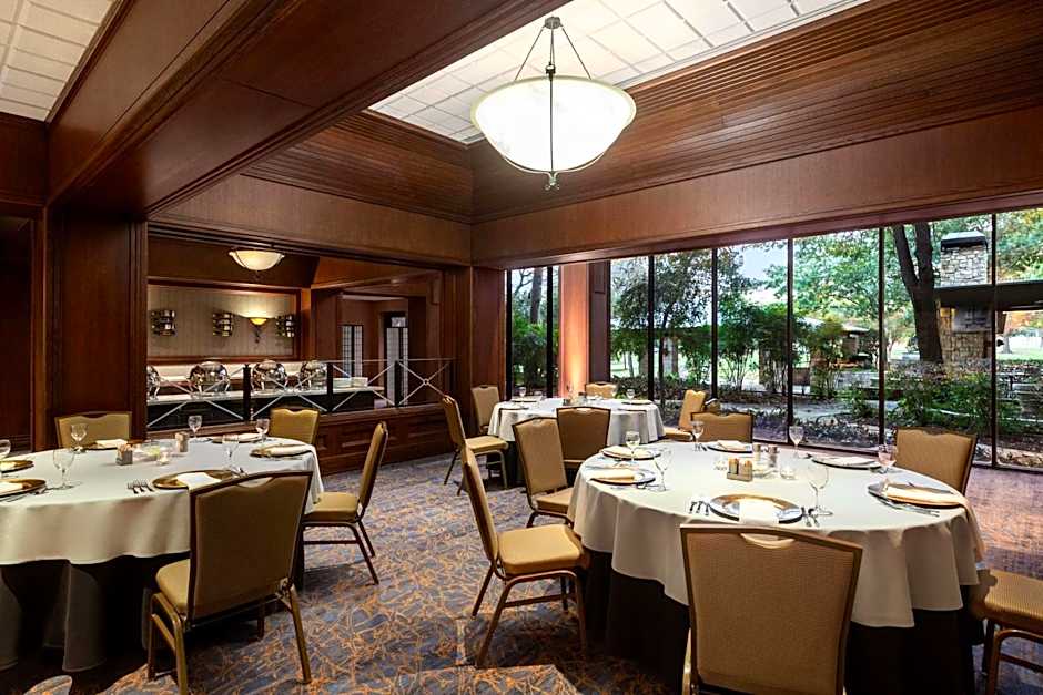 Hilton DFW Lakes Executive Conference Center