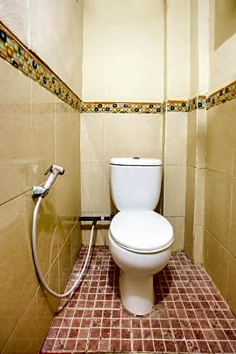 OYO 3004 Penginapan Bromo Adi