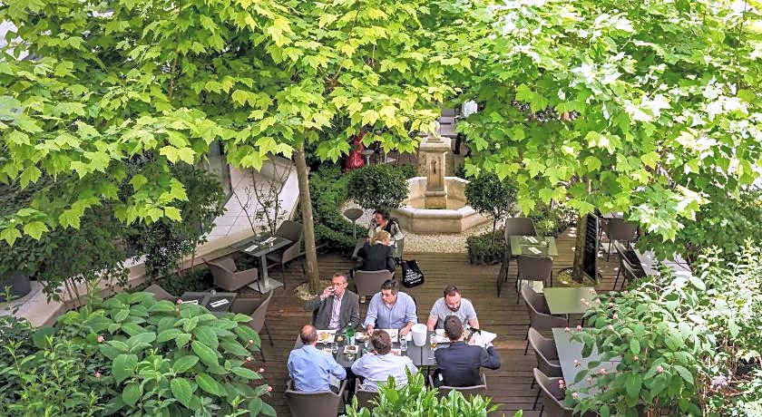 Mercure Paris Gare Montparnasse Hotel