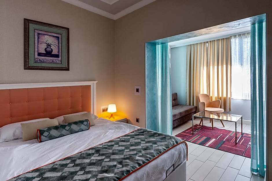 Delight Deluxe Aparts