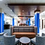 Holiday Inn Express & Suites TULSA SOUTH - WOODLAND HILLS