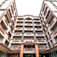 Convenient Grand Plus Hotel Suvarnabhumi