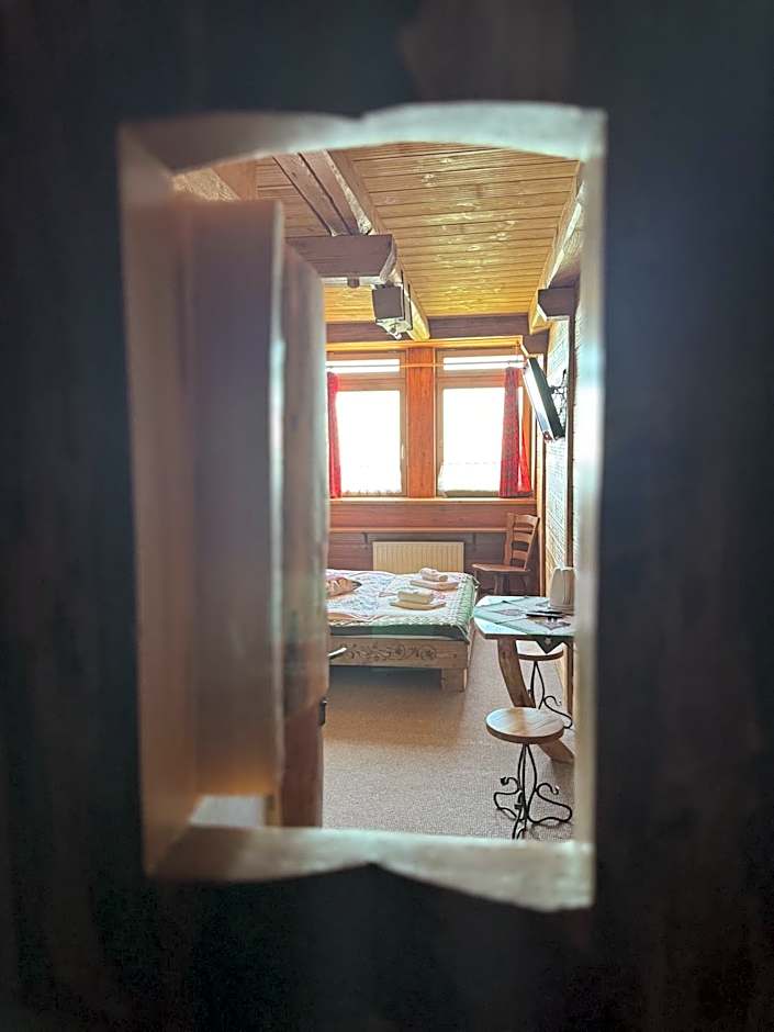 Krynicka Koliba na Jaworzynie Krynickiej