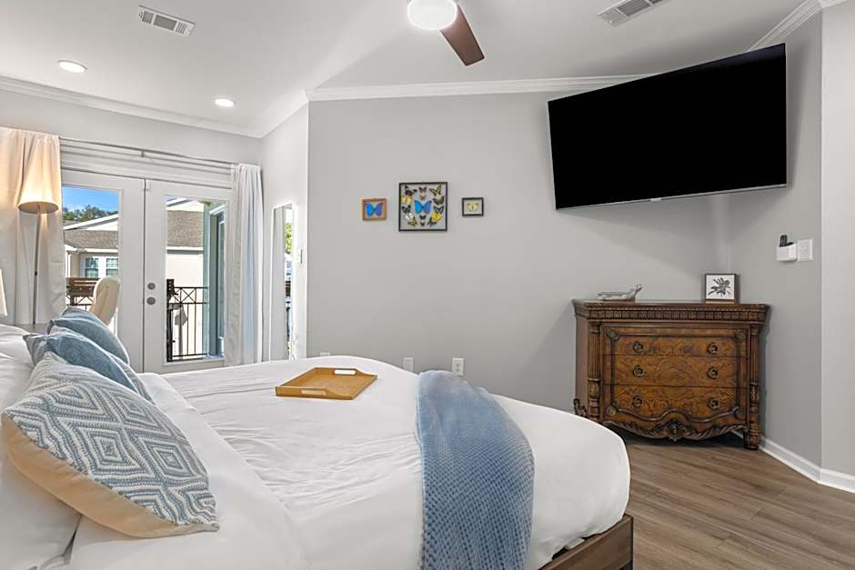 Luxury Condo in Gulfport