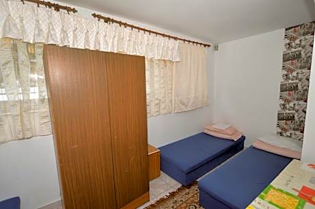 Bed in 8-Bed Dormitory Room