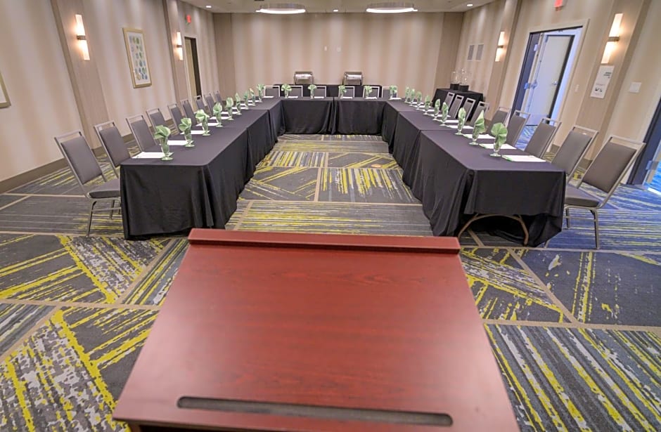 Holiday Inn & Suites Houston NW - Willowbrook By IHG
