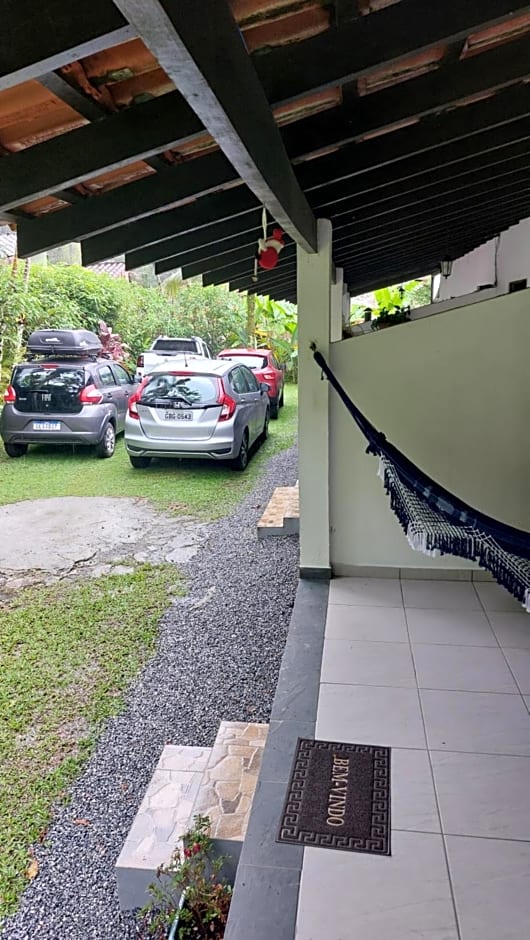 Maury Chalés Boiçucanga