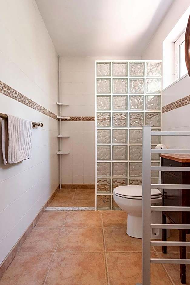 AldeaMia, Forest, mountain view, beach at 8 min