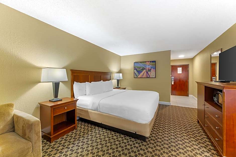 Best Western Plus Wooster Hotel & Conference Center