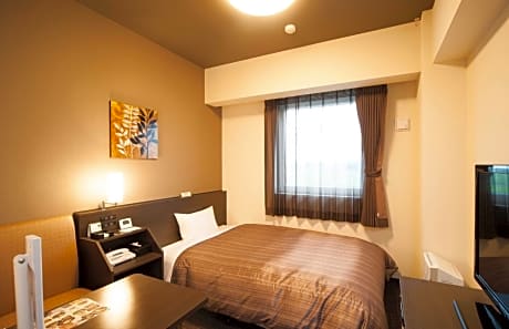 Single Room - Non-Smoking