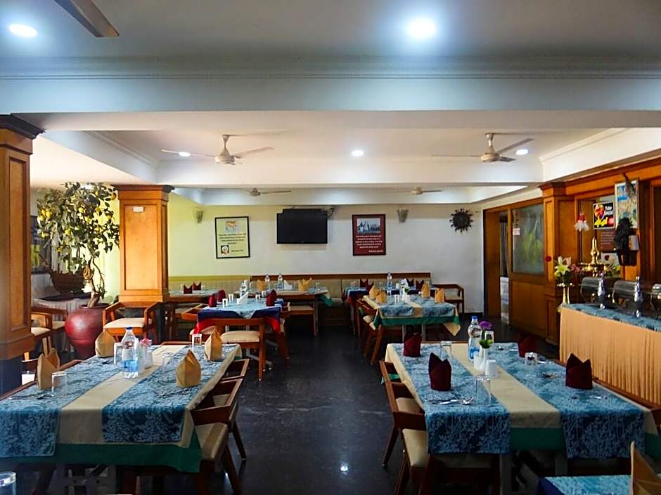 Gopika Regency Hotel