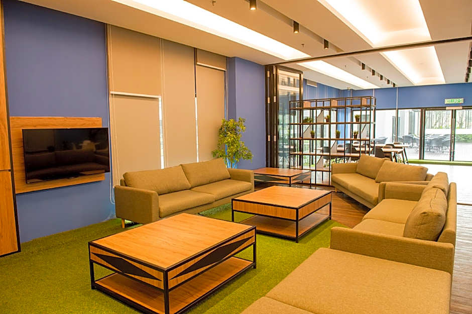 Ezzyhome Medini