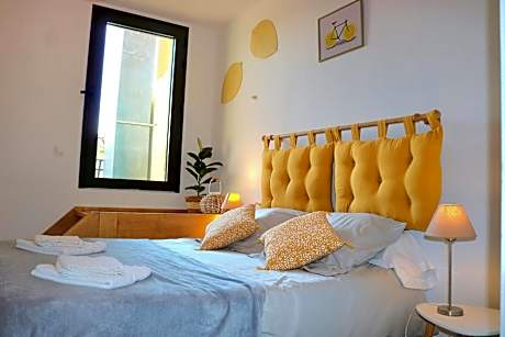 Double Room with Mountain View