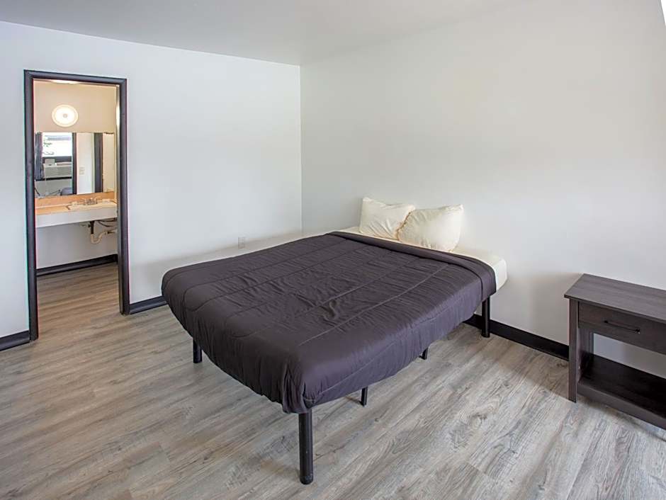 Glenstone place extended stay motel