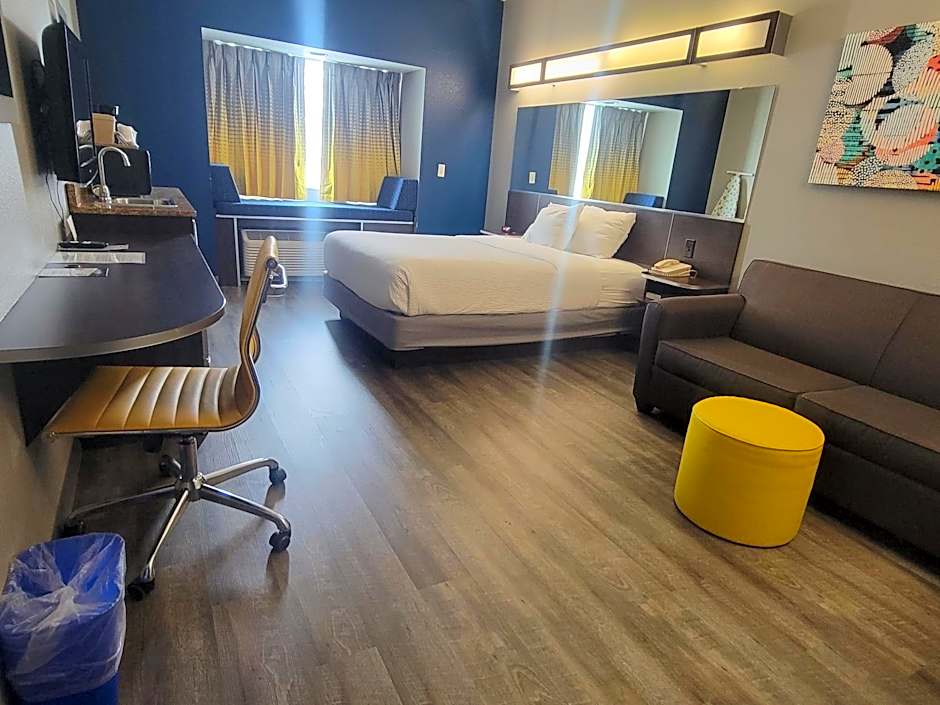 Microtel Inn & Suites By Wyndham Council Bluffs