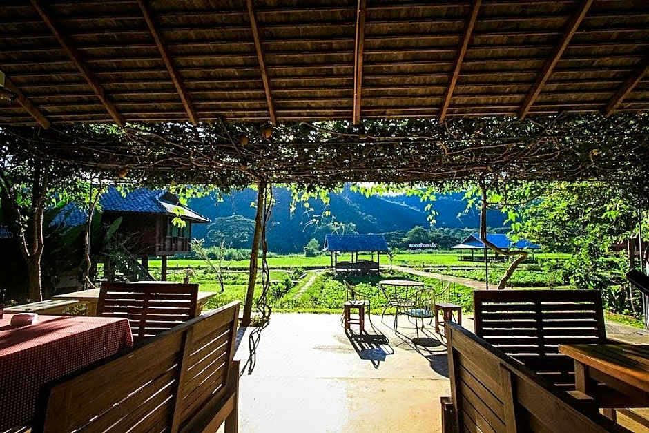 Lhongkhao Samoeng by Chi Villa