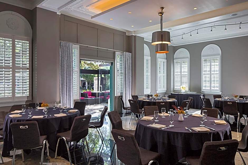 Le Meridien Dallas, The Stoneleigh