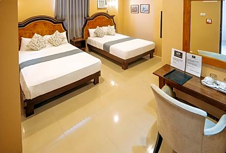 RedDoorz Plus @ Hotel Platinum Occidental Mindoro