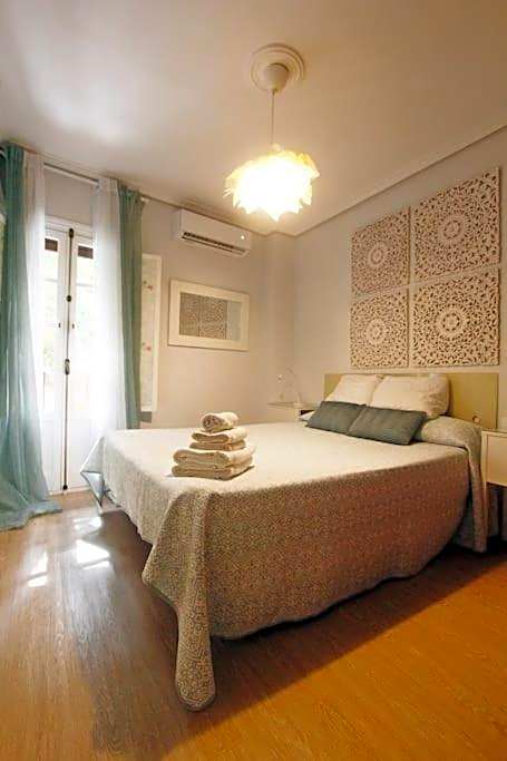 Cultura sevillana - Terraza y Parking Gratis