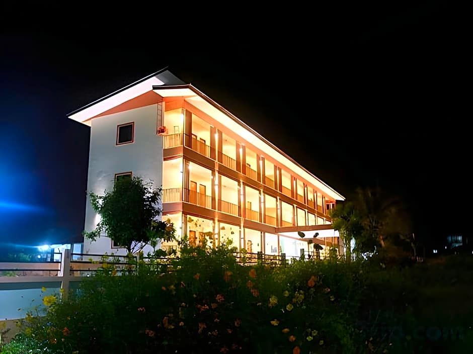 YAIBUA HOTEL