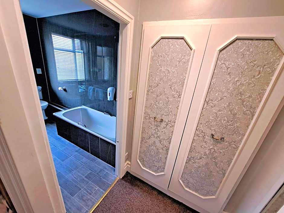 Prince Of Wales Hotel