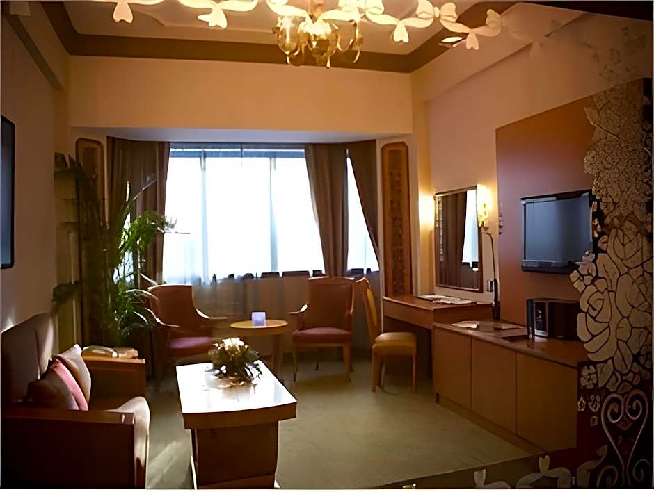 The Centrepoint Hotel