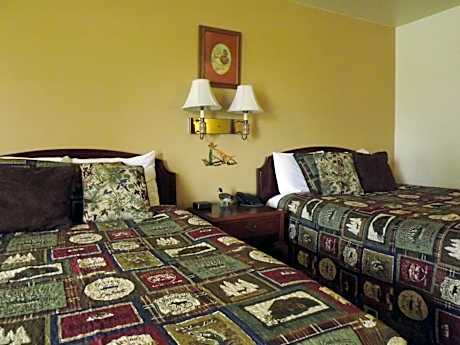 Queen Room with Two Queen Beds Dog Friendly
