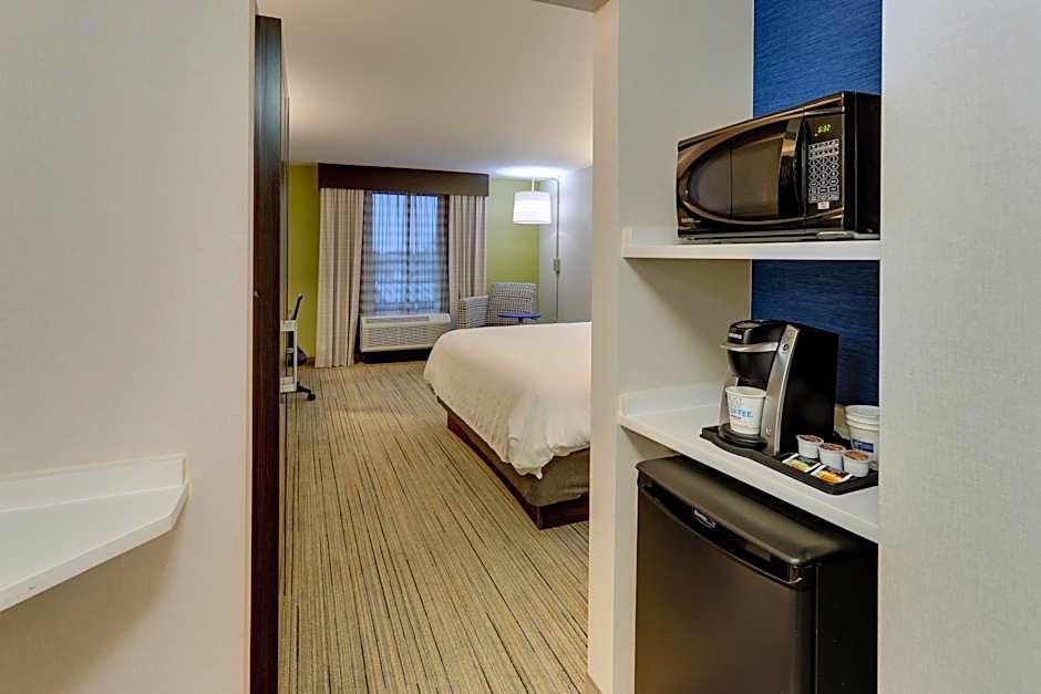 Holiday Inn Express & Suites Troy By IHG