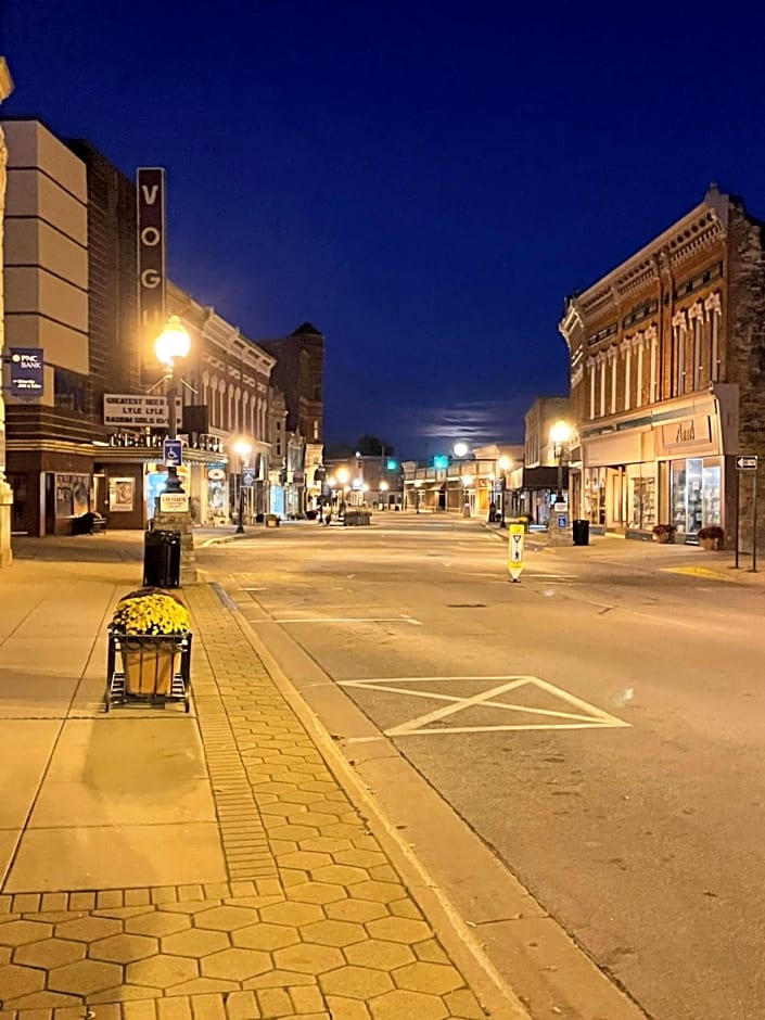 Manistee Inn & Marina
