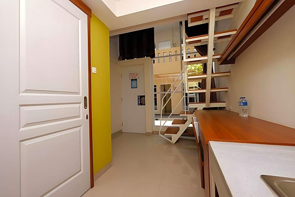 RedDoorz Plus near Paragon Mall Semarang