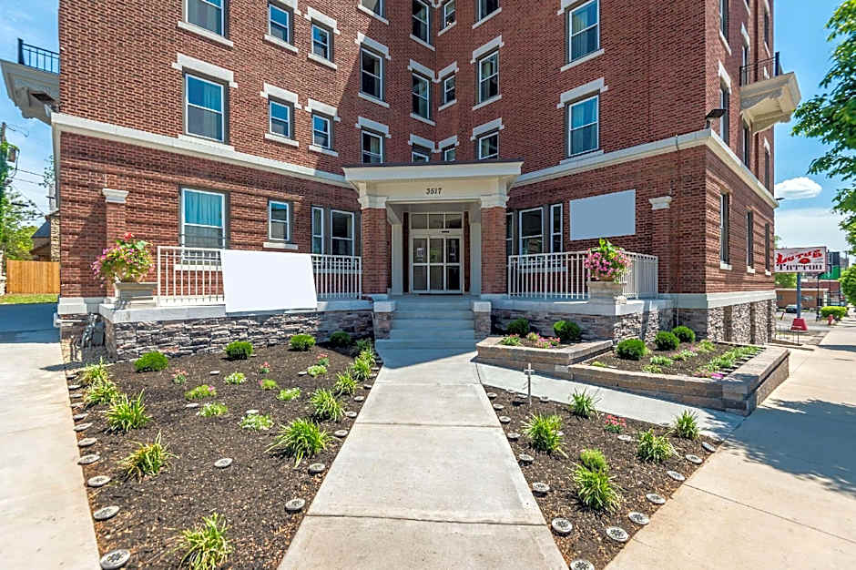 Quality Inn Suites Kansas City Downtown