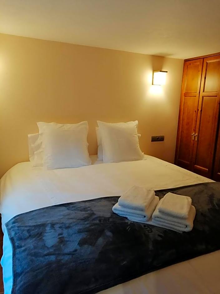Foto 1 de 3 de Double Room with Private Bathroom