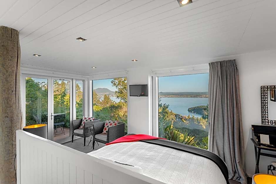 Acacia Cliffs Lodge