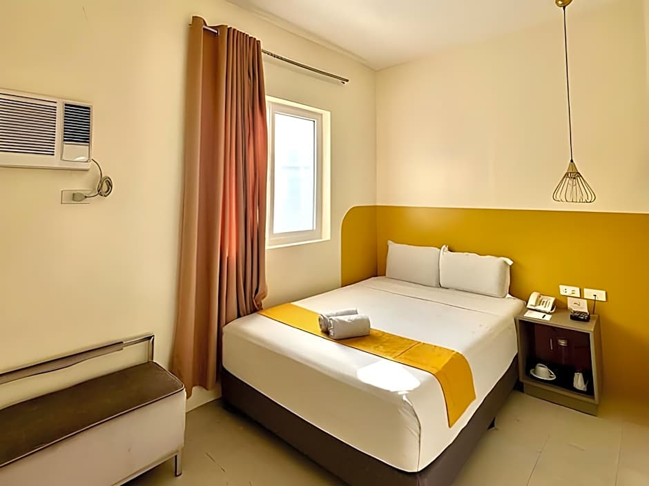 Travelbee Capitol Inn