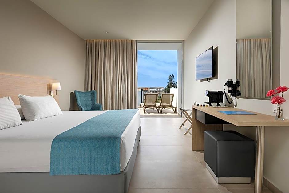 Mayfair Hotel formerly Smartline Paphos