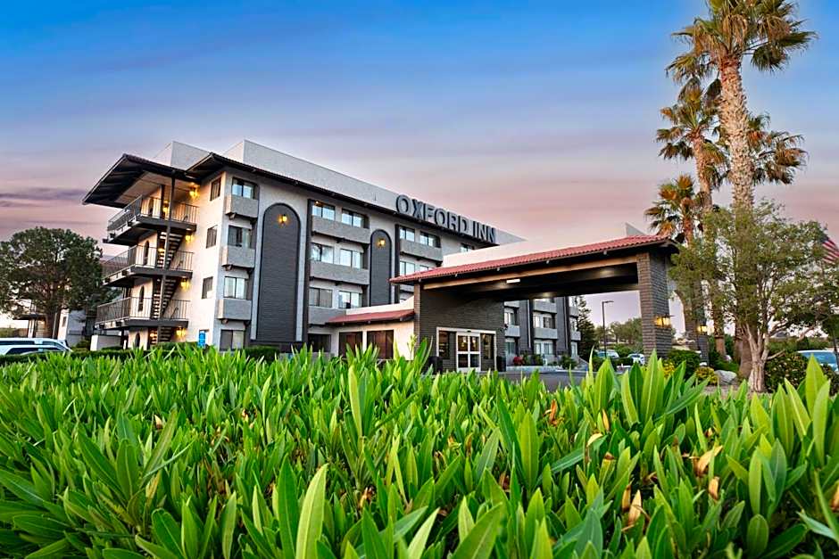 Oxnard Inn Lancaster