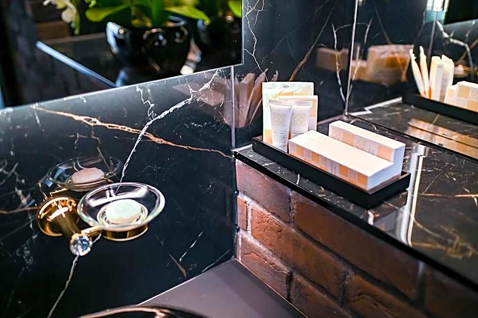 Diamond svečių namai