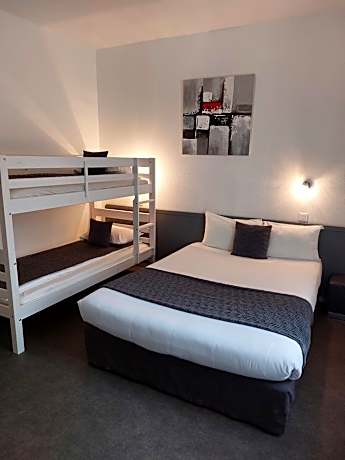 Quadruple Room with Shower
