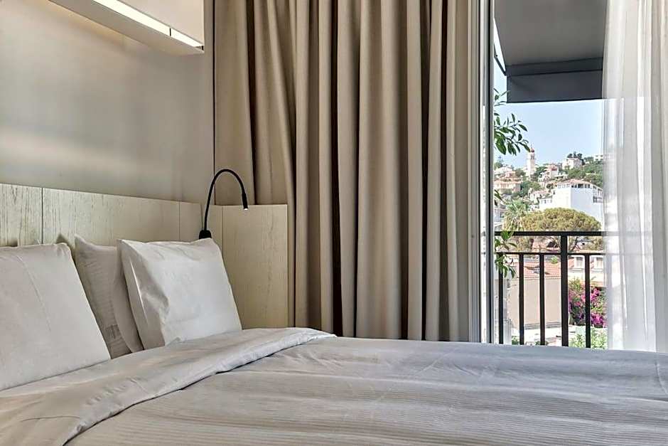 Bitzaro Boutique Hotel