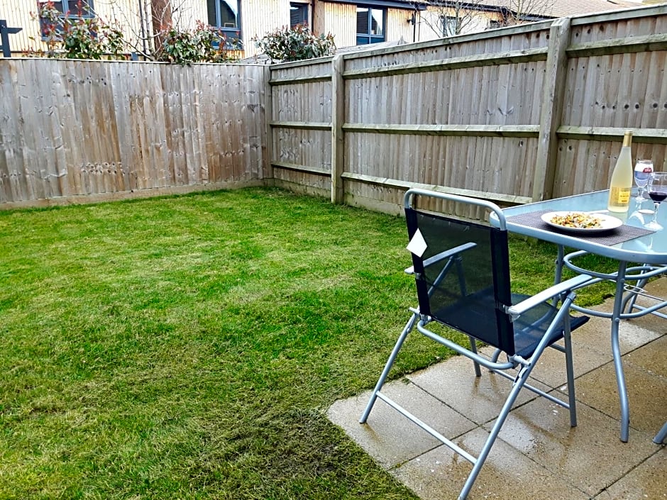 Lavi's house-East Milton Keynes