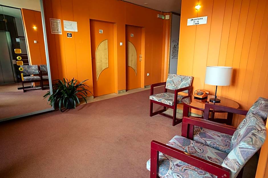MC Hotel