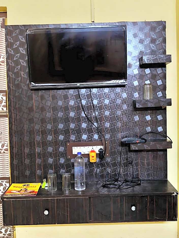 Moon CT Road Puri by Goroomgo – Puri, TX
