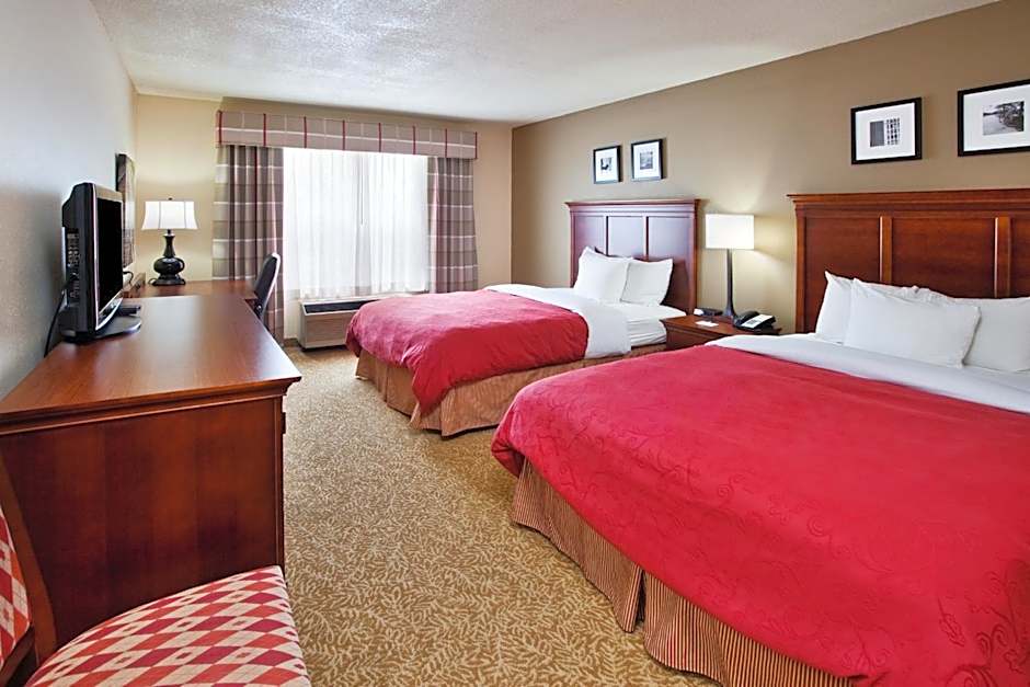 Baymont Inn & Suites by Wyndham Morrow/Atlanta I-75 South